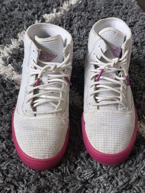 Jordan Women’s Cream High-Top Sneakers with Pink Accents Size 6Y